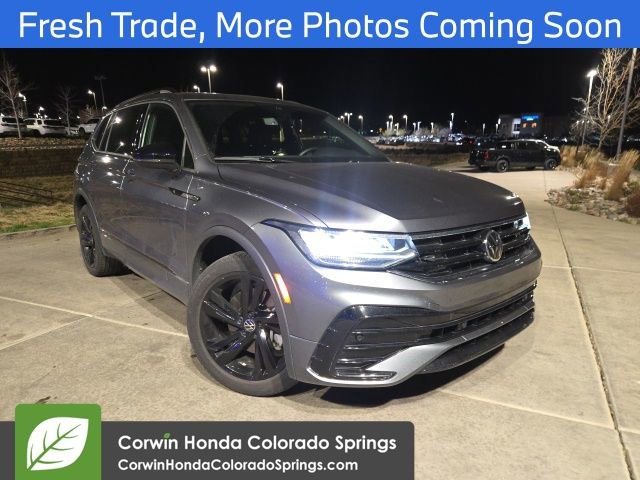 Used 2023 Volkswagen Tiguan SE R-Line image 1