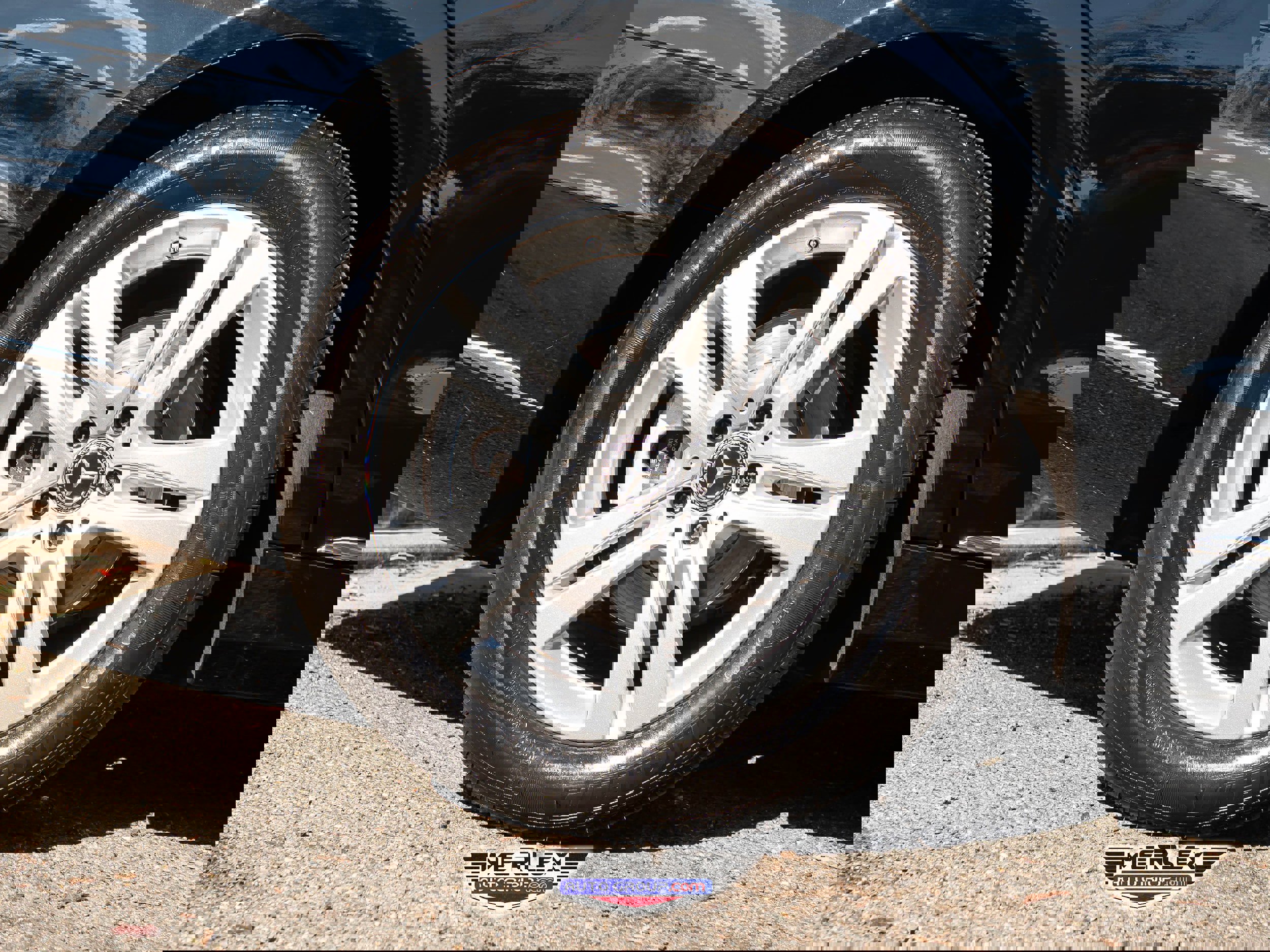 Used 2018 Mercedes-Benz S 560 4MATIC Sedan w/ Premium Package image 11