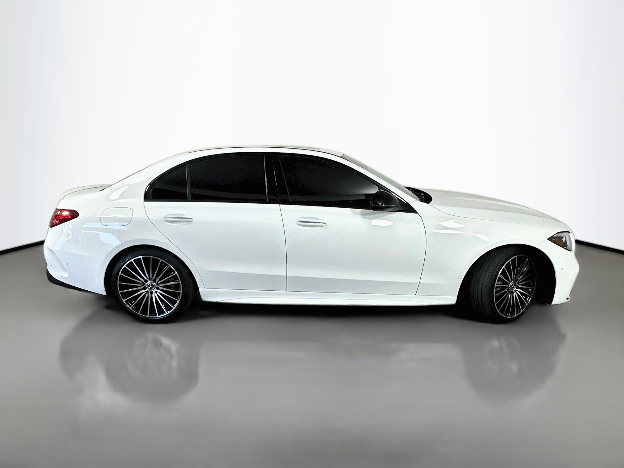 Used 2023 Mercedes-Benz C 300 4MATIC Sedan image 8