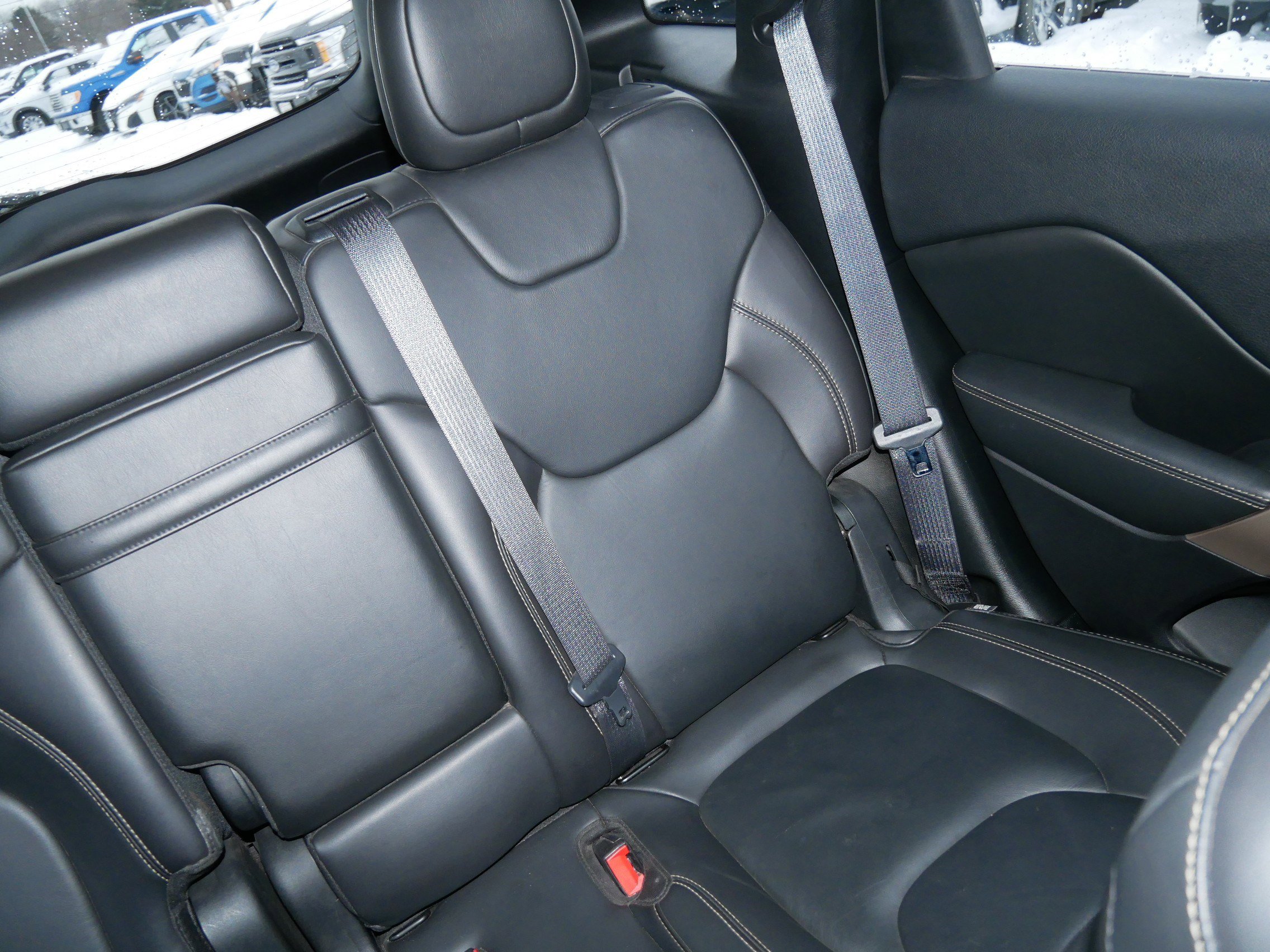 Used 2018 Jeep Cherokee Limited image 14