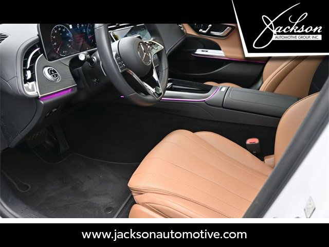 Used 2025 Mercedes-Benz E 350 Sedan image 18