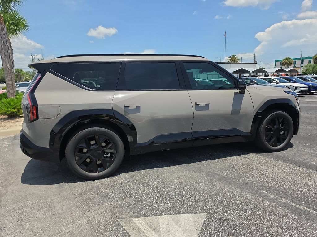 New 2026 Kia EV9 Land w/ Nightfall Edition Package AWD/4WD image 9