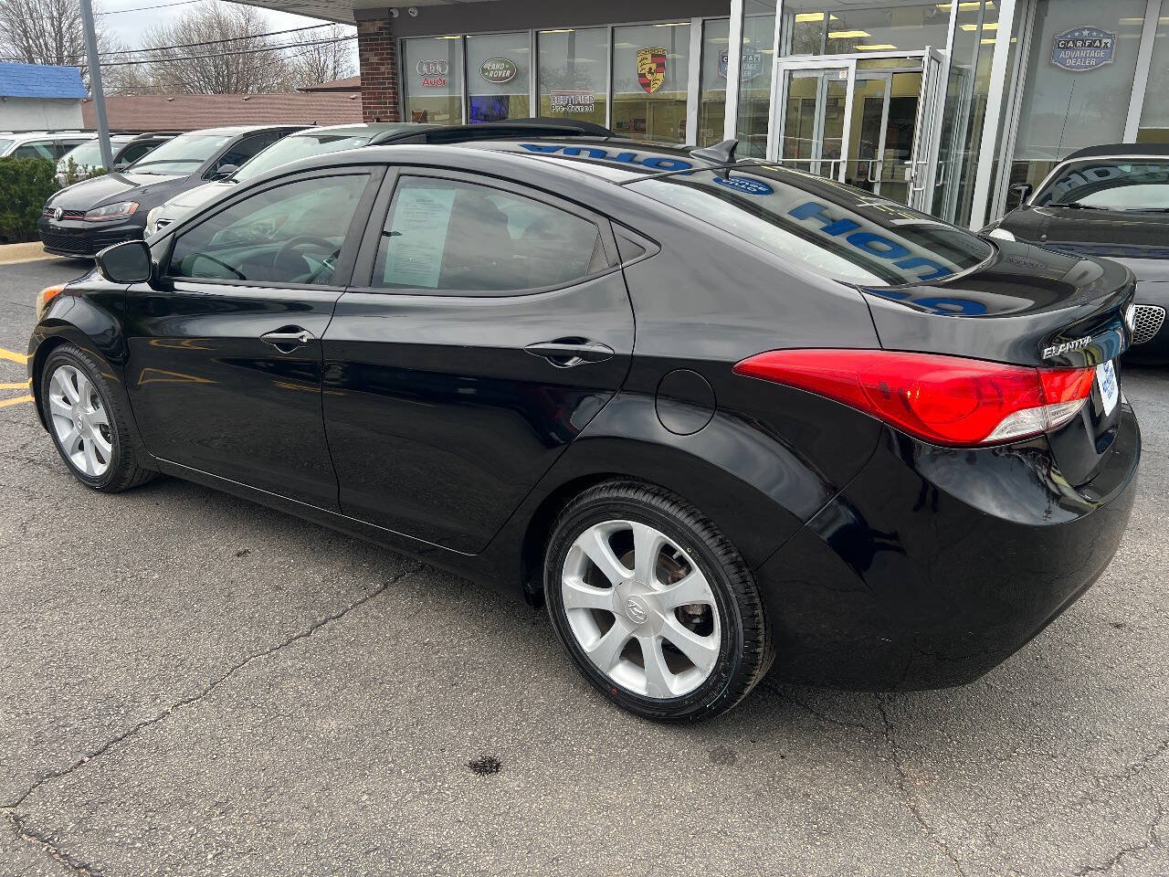 Used 2012 Hyundai Elantra Limited FWD image 12