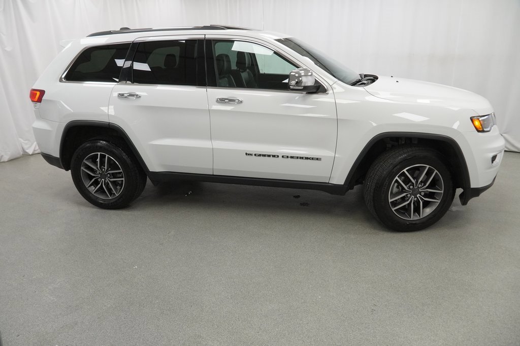 Certified 2022 Jeep Grand Cherokee Limited w/ Tech Group image 10