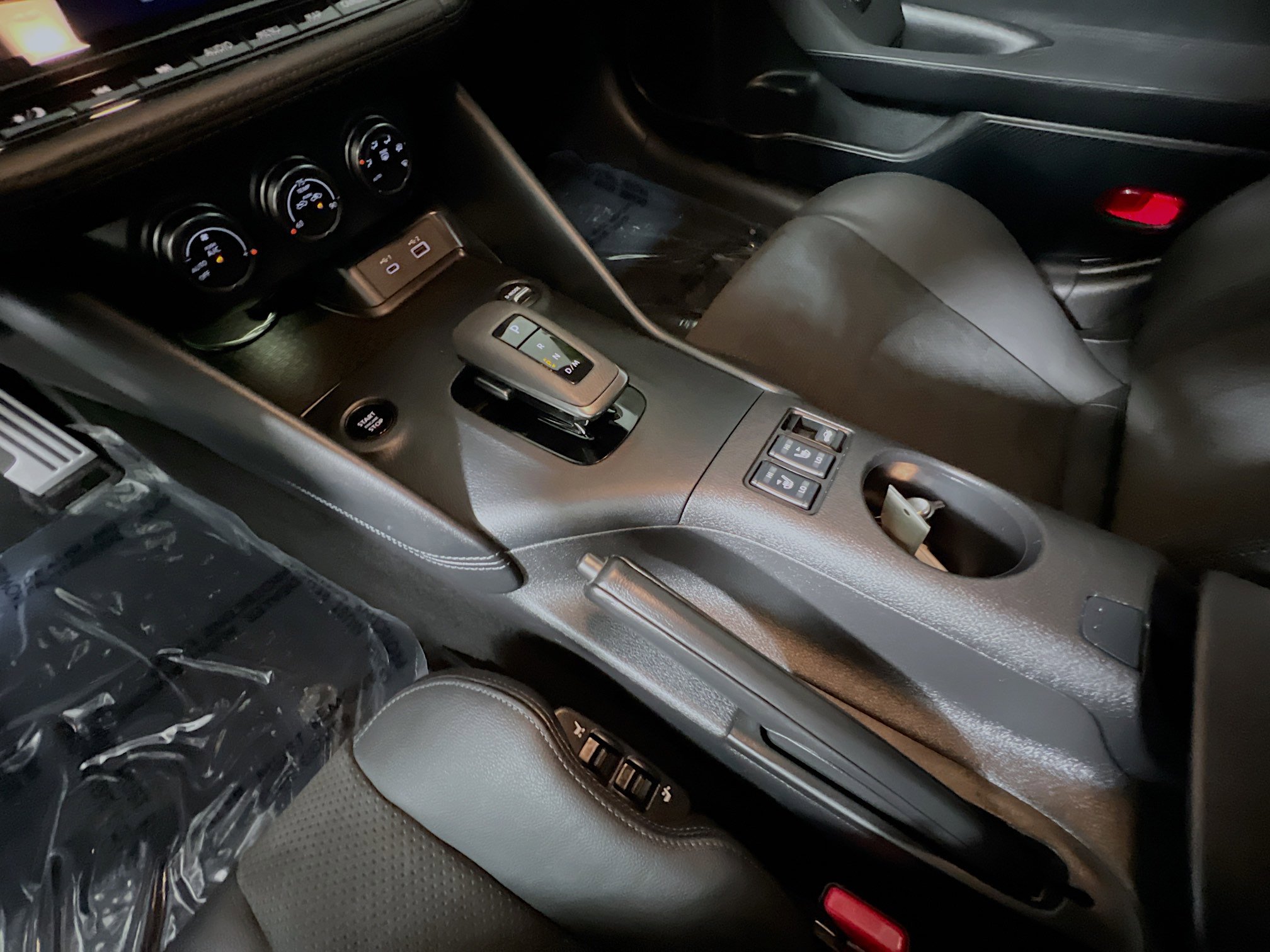 Used 2025 Nissan Z Performance w/ Floor Mat Package image 25