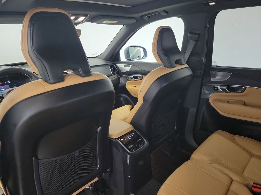 Used 2024 Volvo XC90 T8 Ultimate image 15