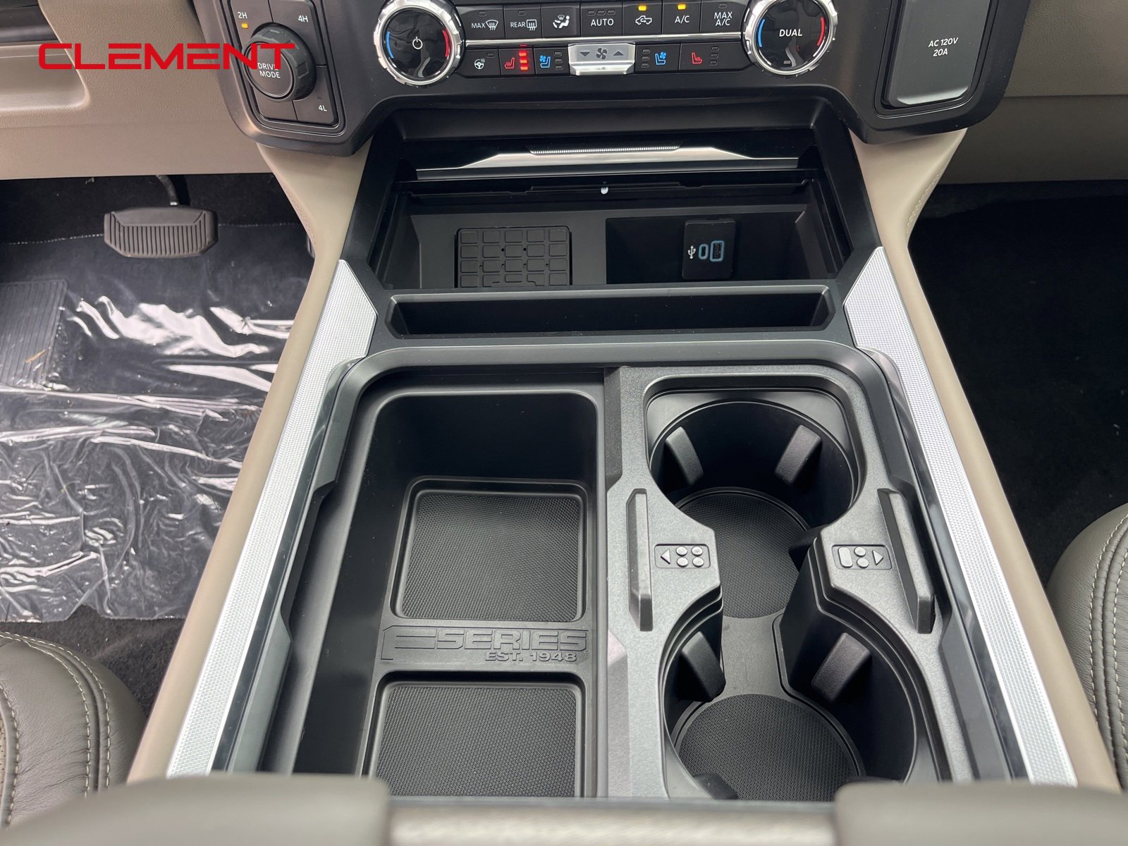 New 2026 Ford F450 Platinum image 14