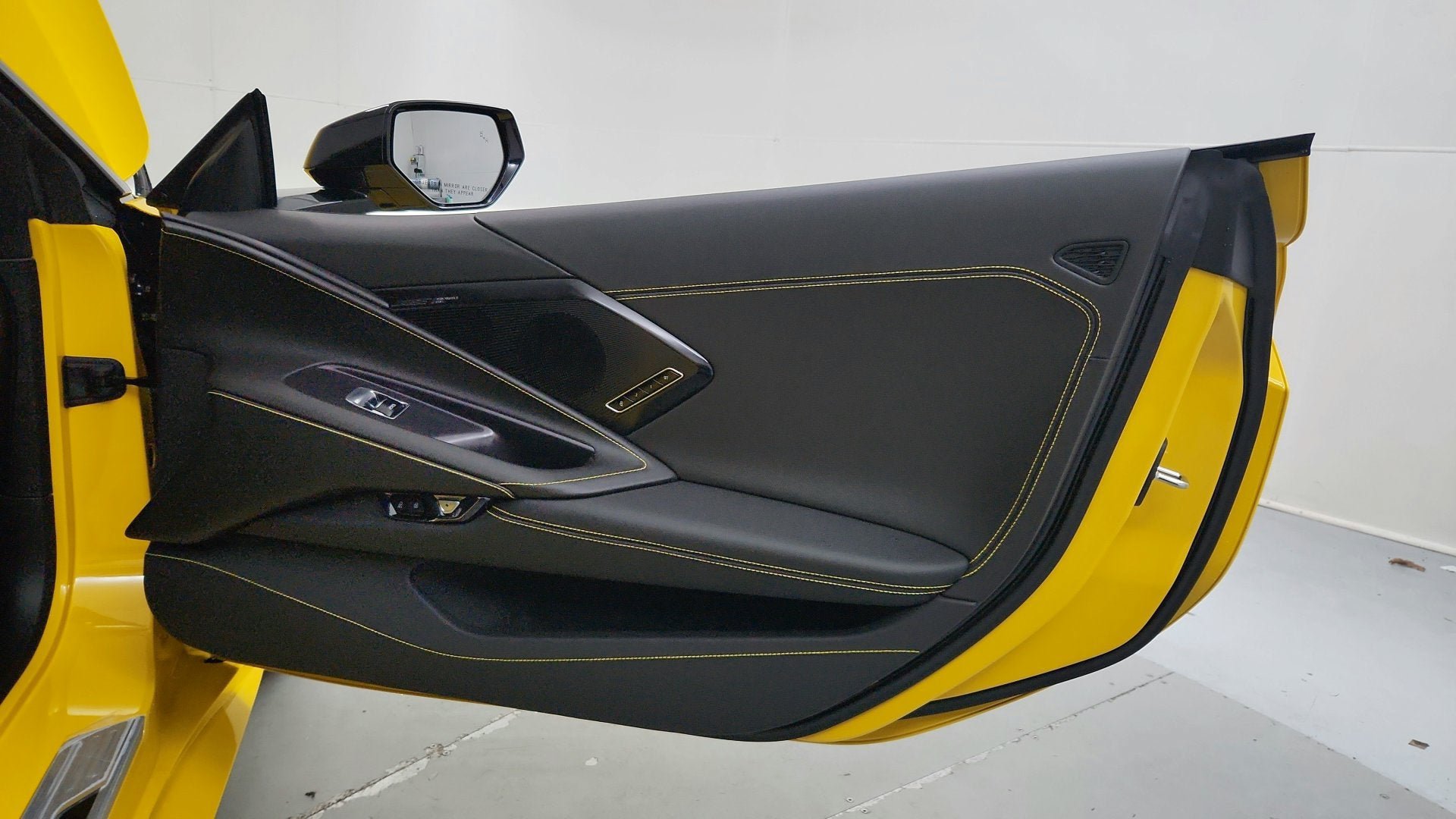 New 2027 Chevrolet Corvette Stingray Convertible w/ Stealth Interior Trim Package RWD image 23
