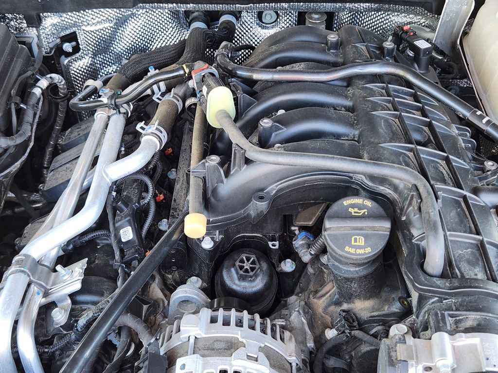 Used 2024 Jeep Gladiator Sport AWD/4WD image 16