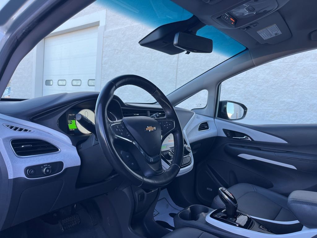 Used 2019 Chevrolet Bolt Premier w/ Infotainment Package image 9