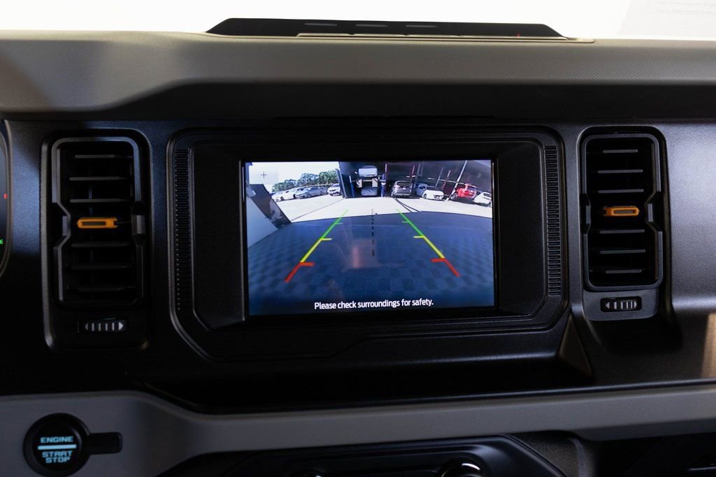 Used 2022 Ford Bronco Badlands image 32