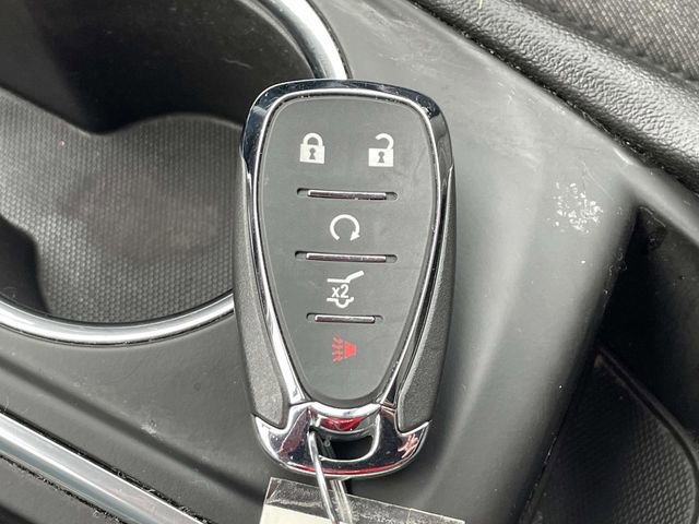 Used 2020 Chevrolet Equinox LT image 32