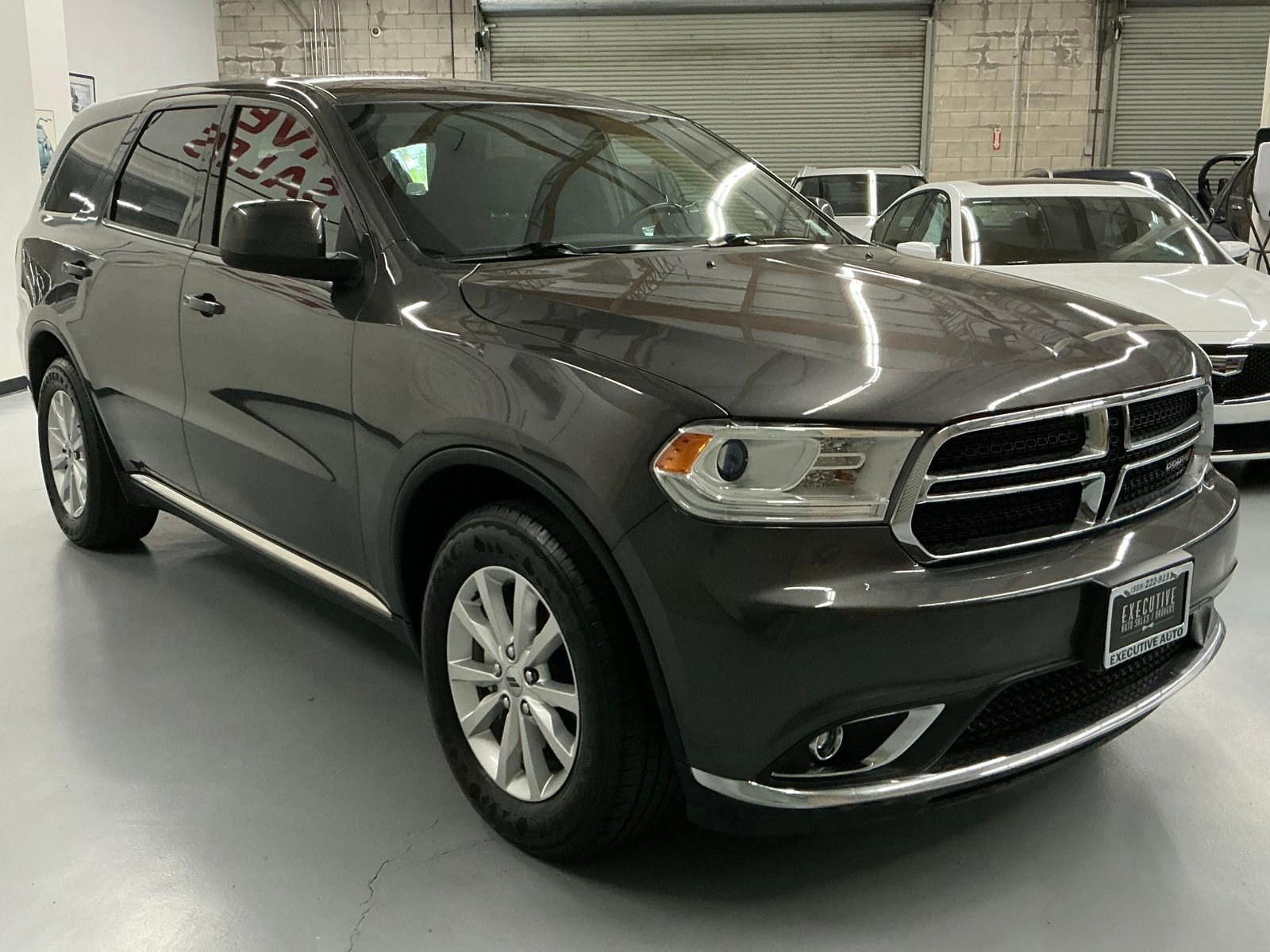 Used 2019 Dodge Durango SXT w/ 3rd Row Seating Group image 3