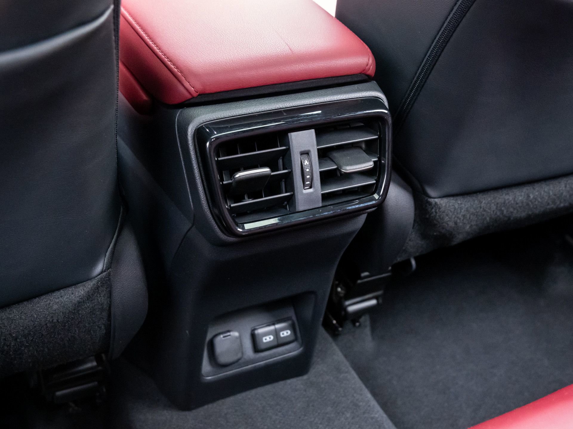 Used 2024 Lexus NX 350 AWD image 19