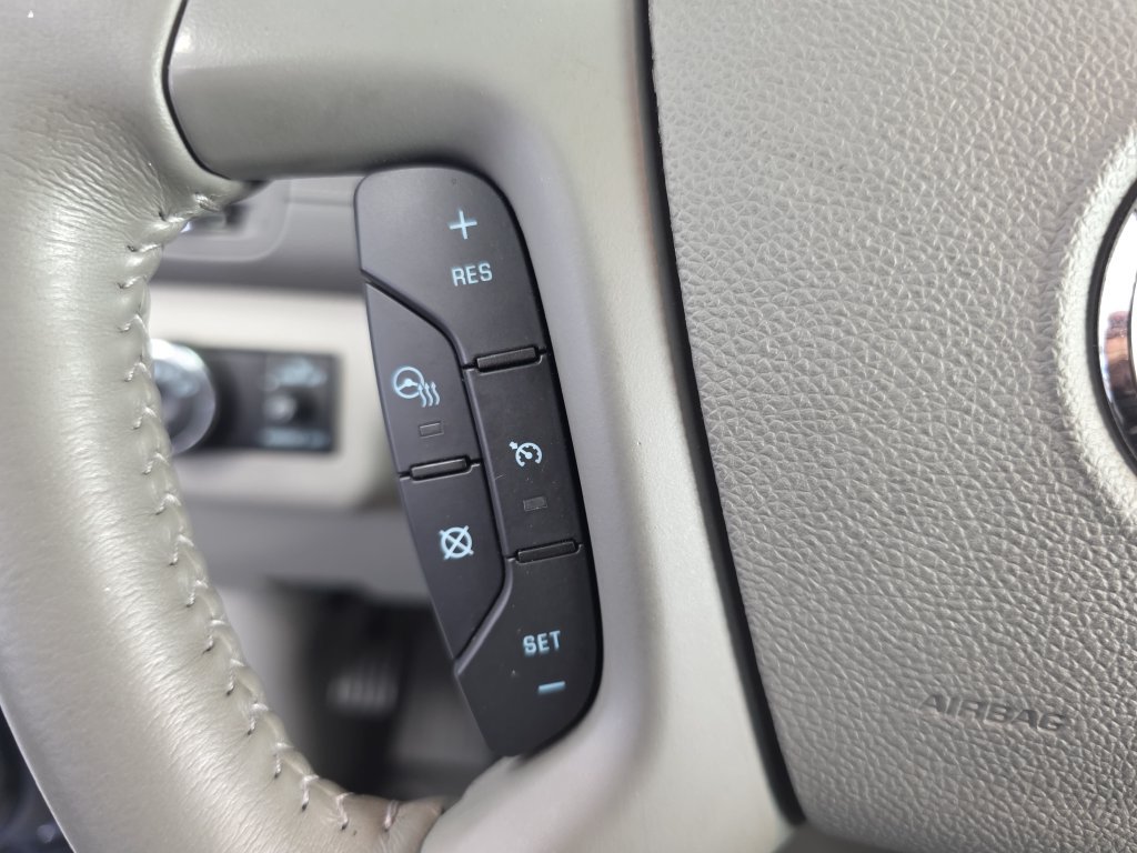 Used 2017 Buick Enclave Leather FWD image 18