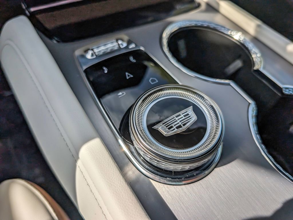 New 2026 Cadillac Vistiq Sport AWD/4WD image 32