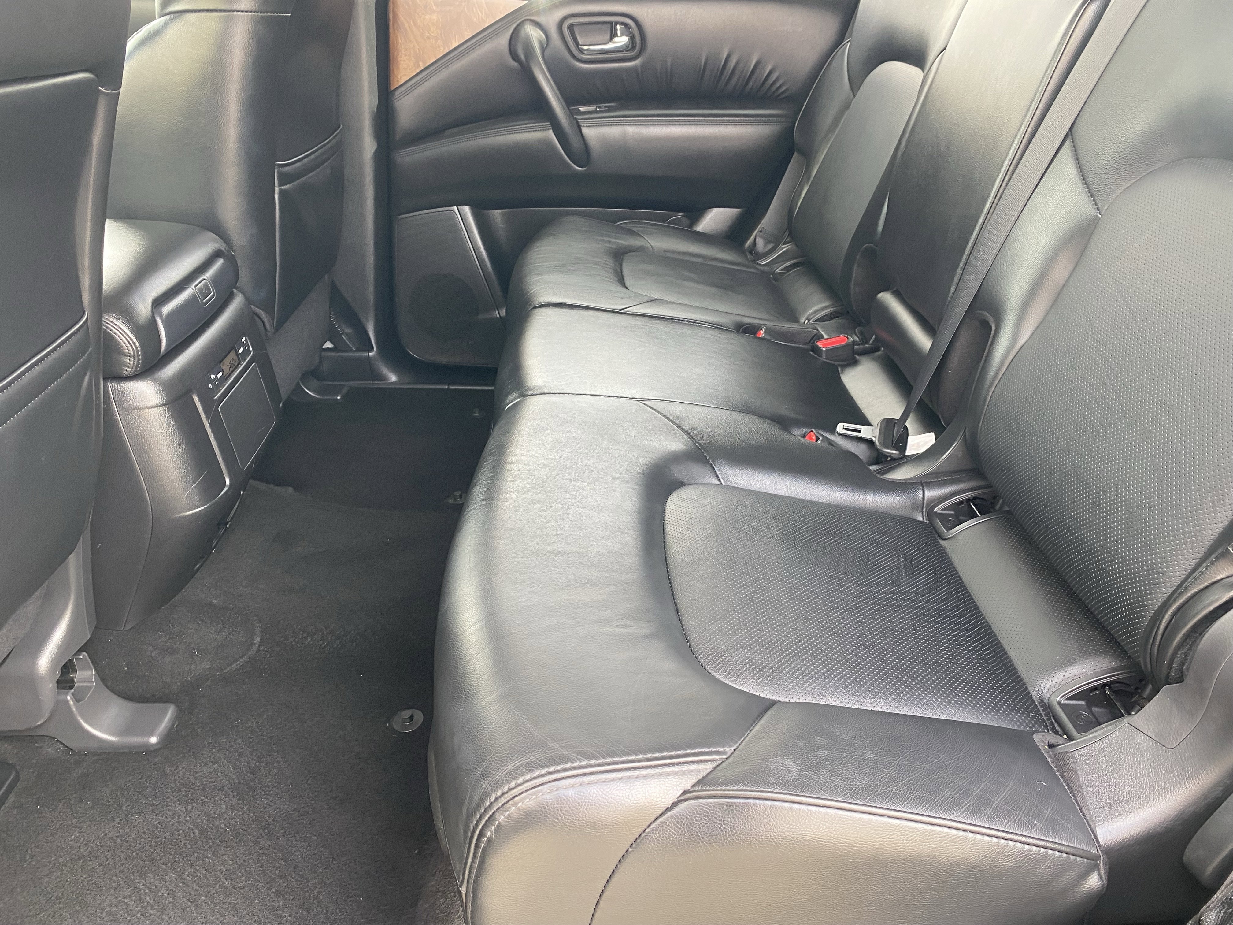 Used 2023 Nissan Armada SL image 15