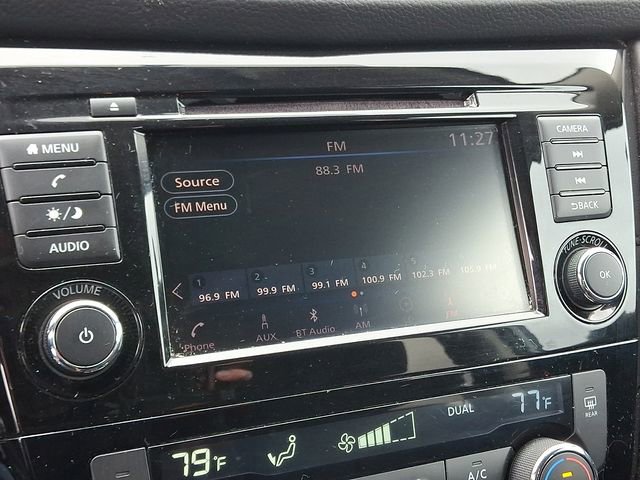 Used 2018 Nissan Rogue SV image 20