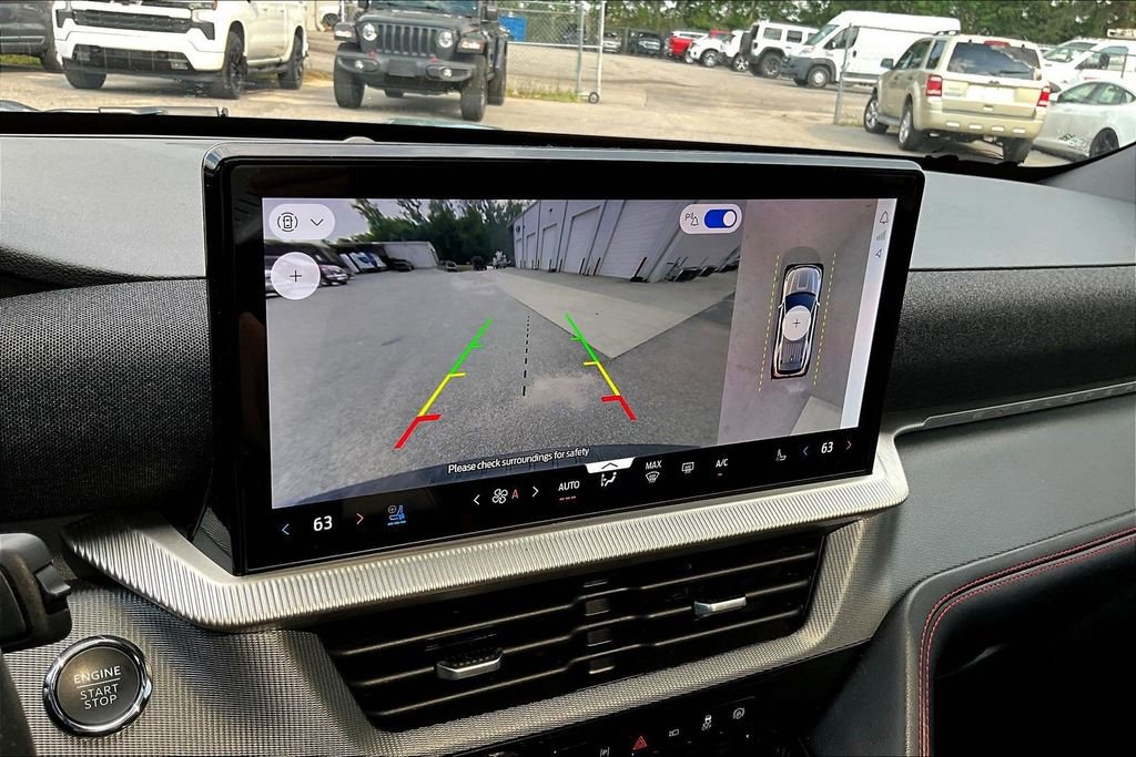 Used 2025 Ford Explorer ST AWD/4WD image 16