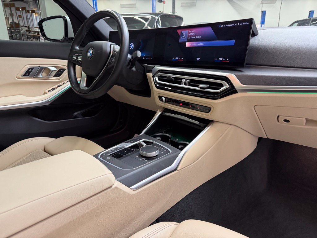 Used 2023 BMW 330i Sedan w/ Driving Assistance Package RWD image 13