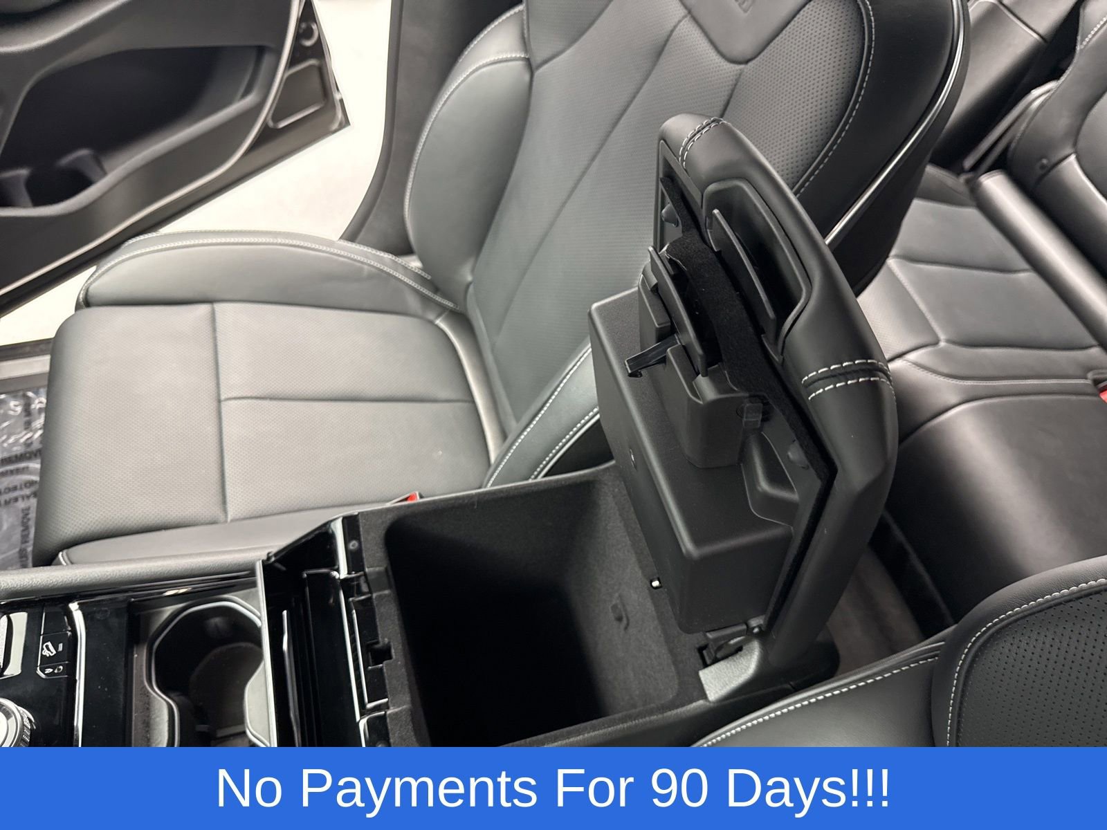 New 2025 Jeep Grand Cherokee Overland w/ Adv Protech Group III image 30