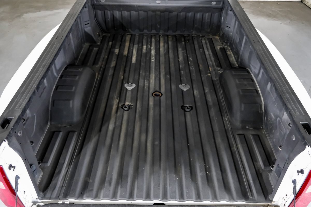 Used 2025 Chevrolet Silverado 3500 W/T AWD/4WD image 44