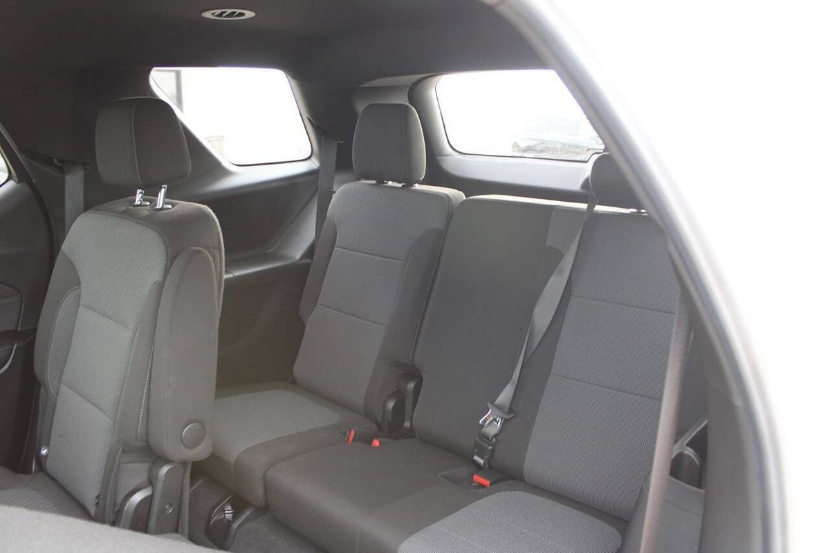 Used 2022 Chevrolet Traverse LT w/ LPO, Floor Liner Package AWD/4WD image 10