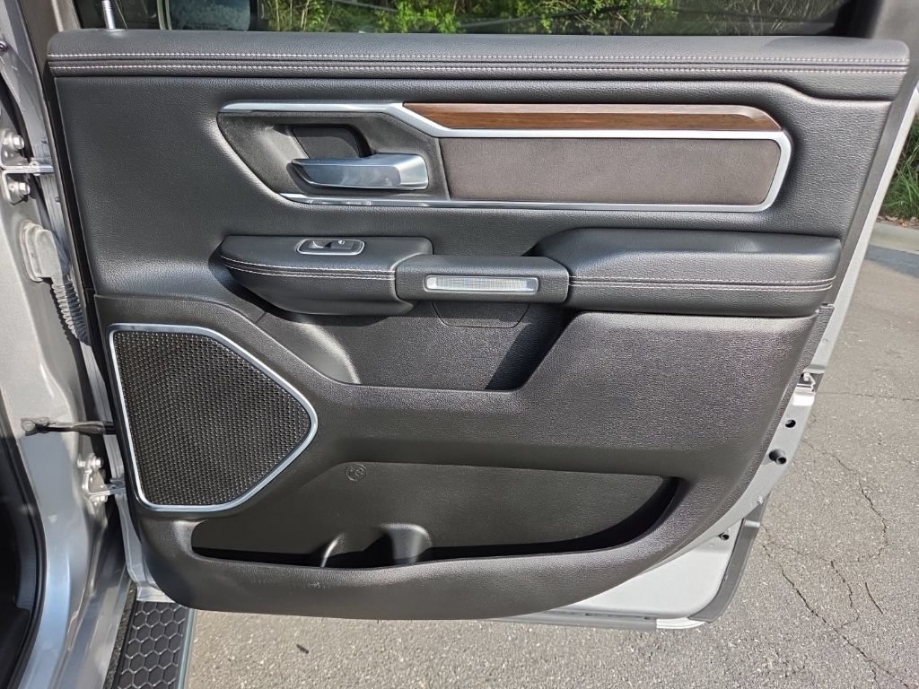 Used 2022 RAM 1500 Laramie RWD image 36