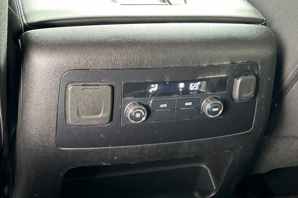 Used 2019 Chevrolet Tahoe LS w/ Enhanced Driver Alert Package AWD/4WD image 20