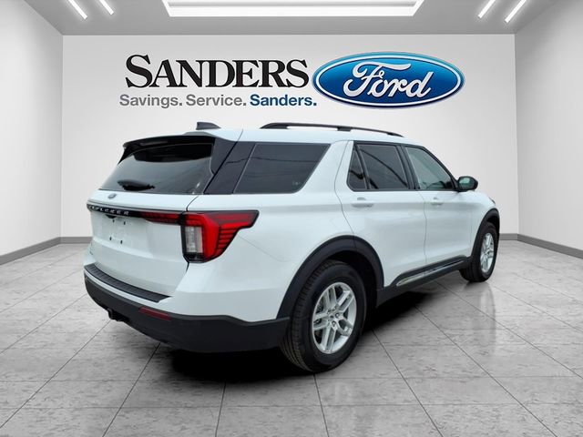 Certified 2025 Ford Explorer Active image 2