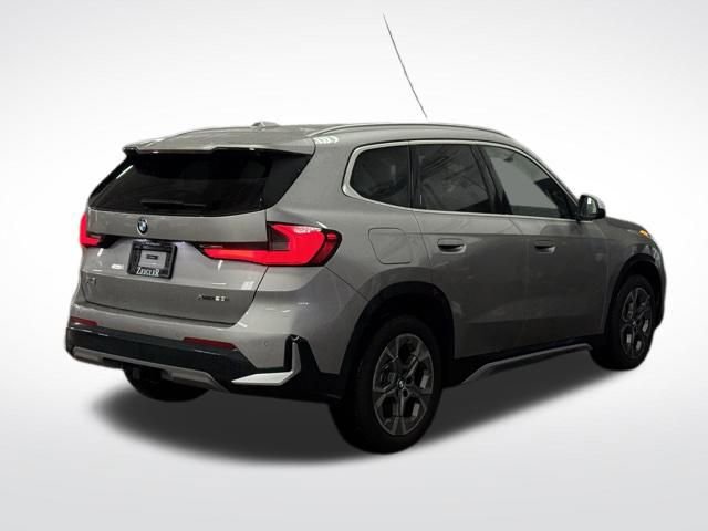 Used 2023 BMW X1 xDrive28i w/ Premium Package image 5