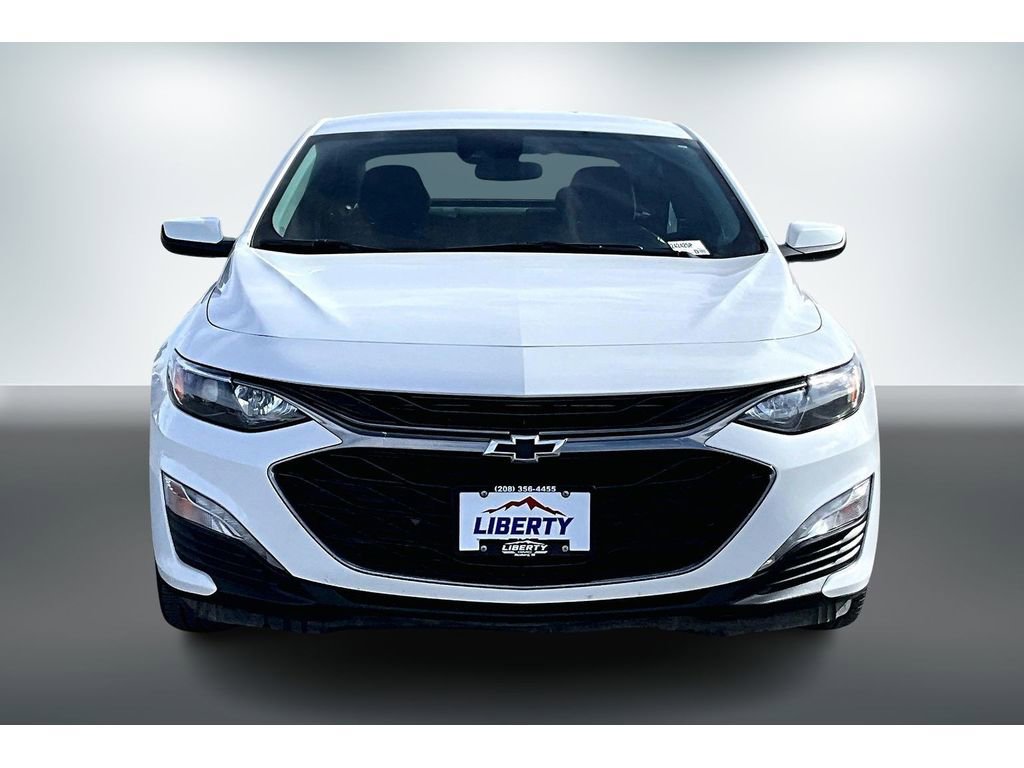 Used 2024 Chevrolet Malibu LT w/ Sport Edition image 2