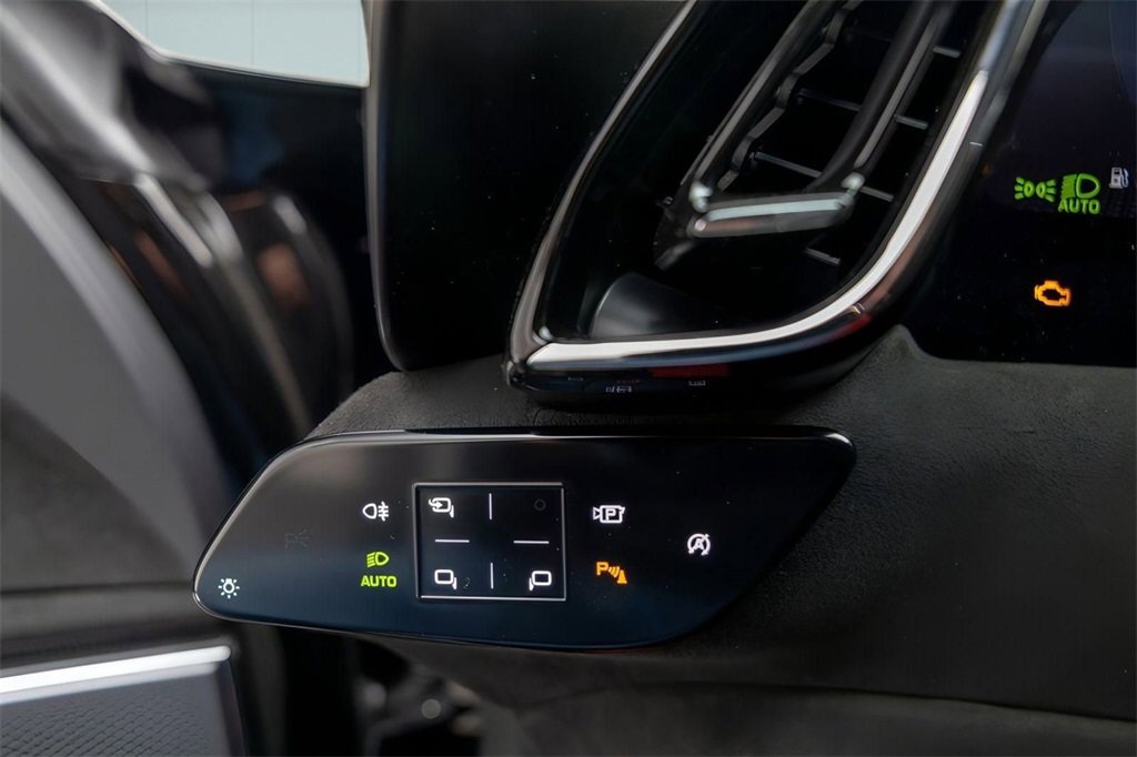 Used 2024 Ferrari Roma image 43