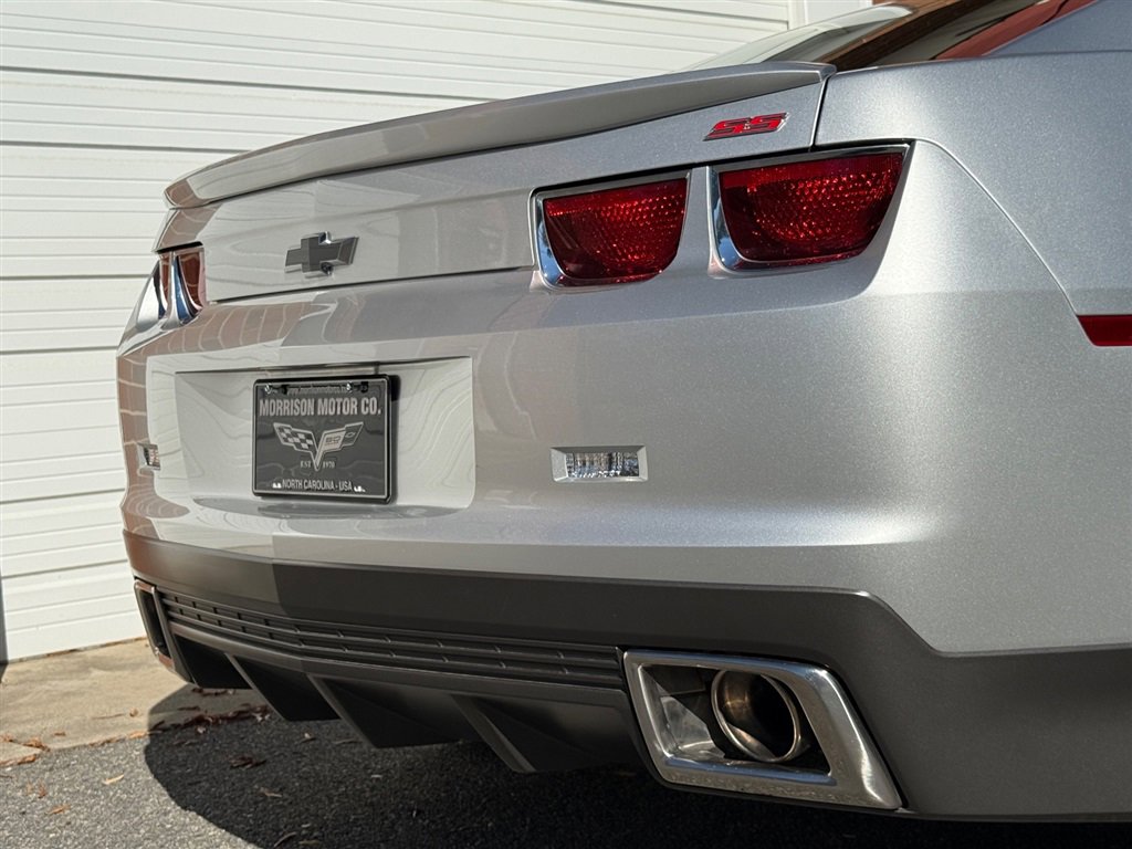Used 2010 Chevrolet Camaro SS w/ LPO, Ground Effects Package image 38