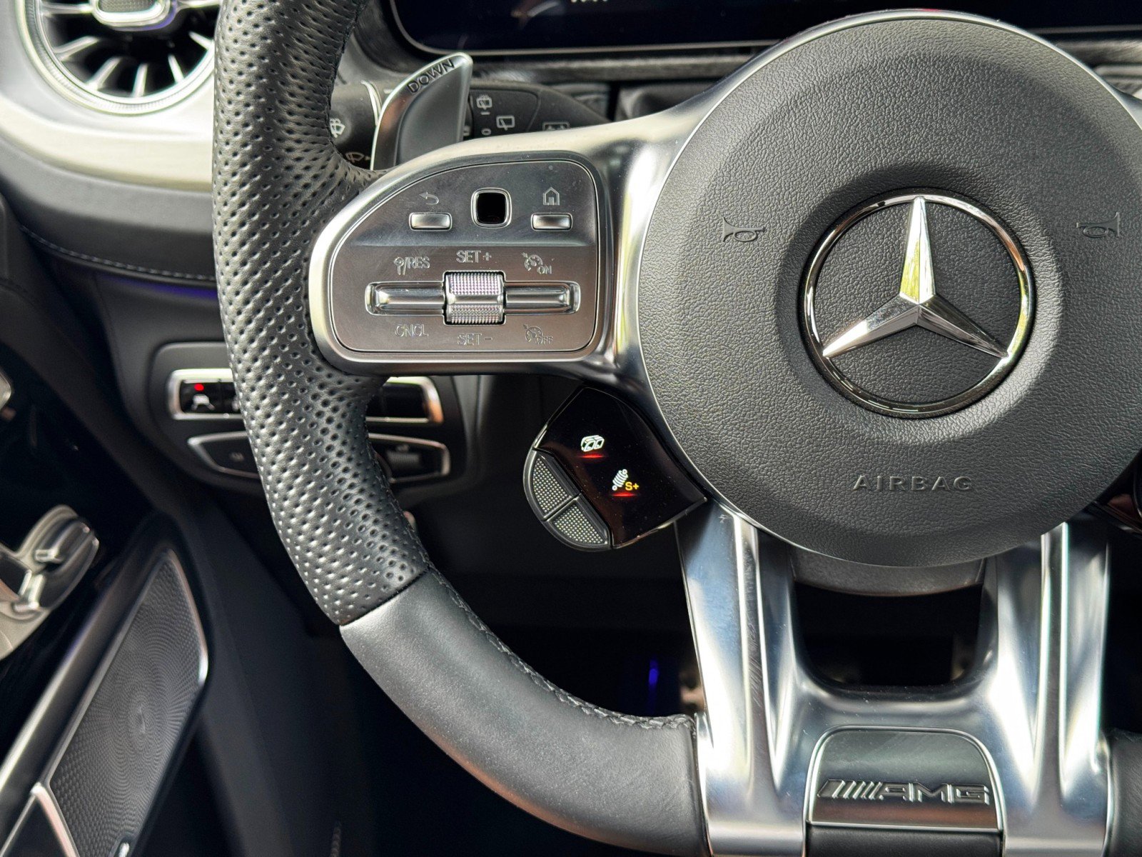 Used 2023 Mercedes-Benz G 63 AMG Squared image 28