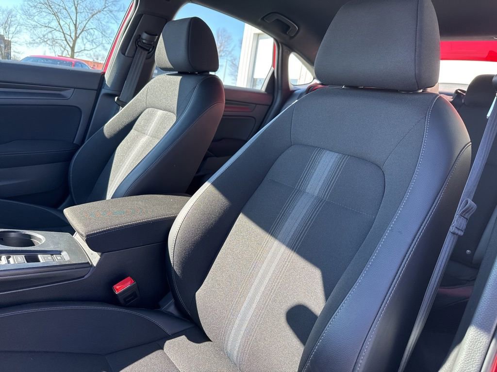 Used 2025 Honda Civic Sport image 28