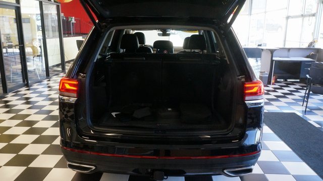 Certified 2025 Volkswagen Atlas SEL image 47