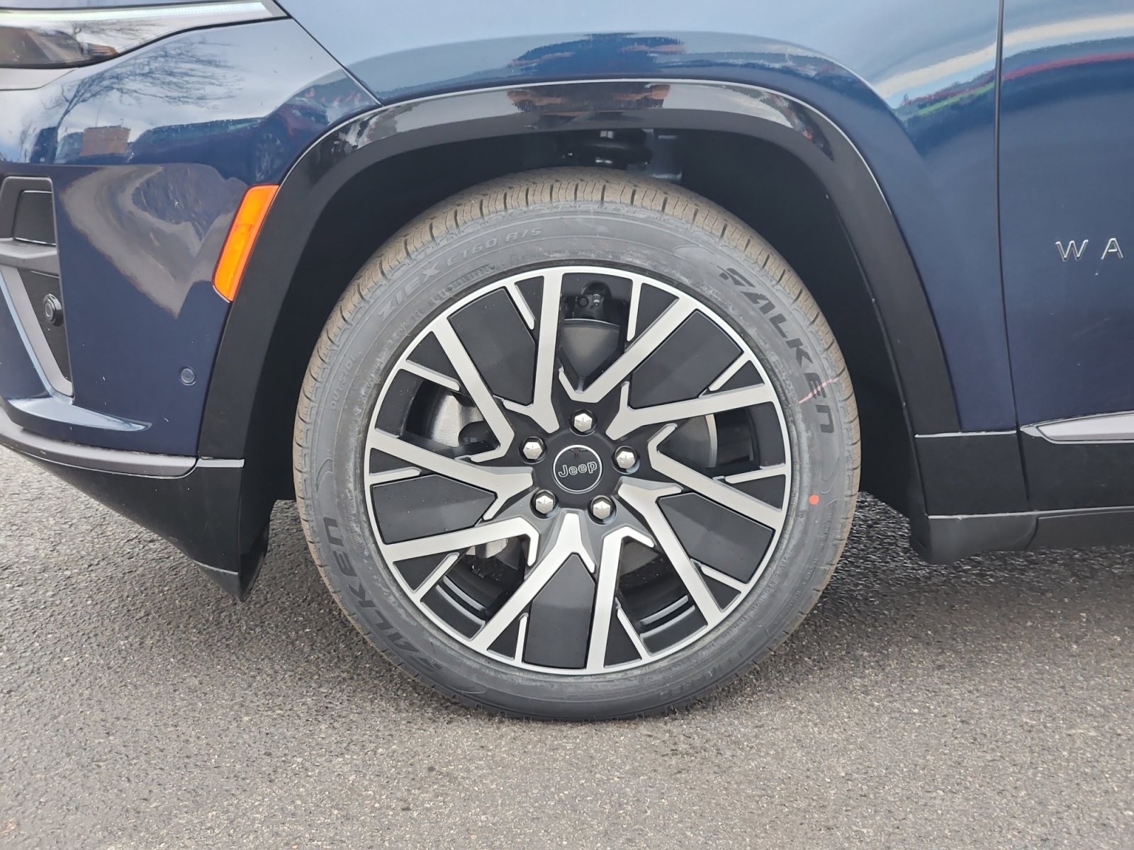 New 2025 Jeep Wagoneer S Limited w/ Comfort Package image 26