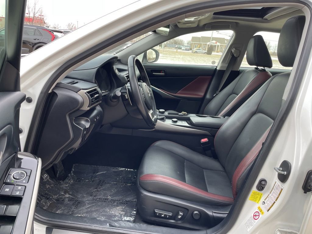 Used 2018 Lexus IS 300 w/ Accessory Package 2 image 6