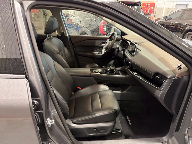 Certified 2023 Nissan Rogue SL AWD/4WD image 16