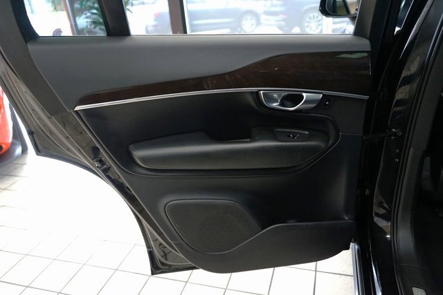 Used 2019 Volvo XC90 T5 Momentum w/ Protection Package image 47