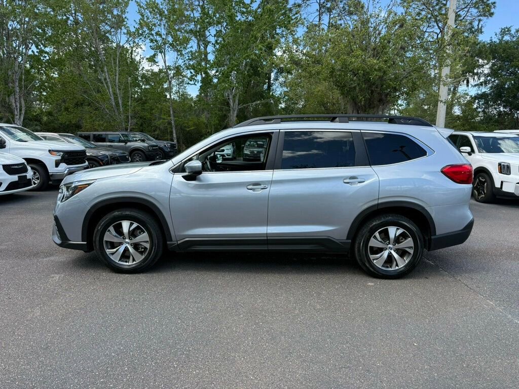 Used 2025 Subaru Ascent Premium AWD/4WD image 2