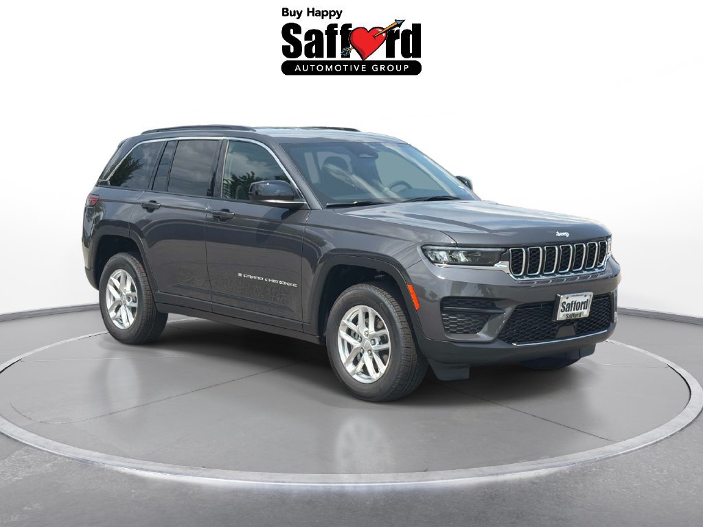 New 2026 Jeep Grand Cherokee Laredo AWD/4WD image 18