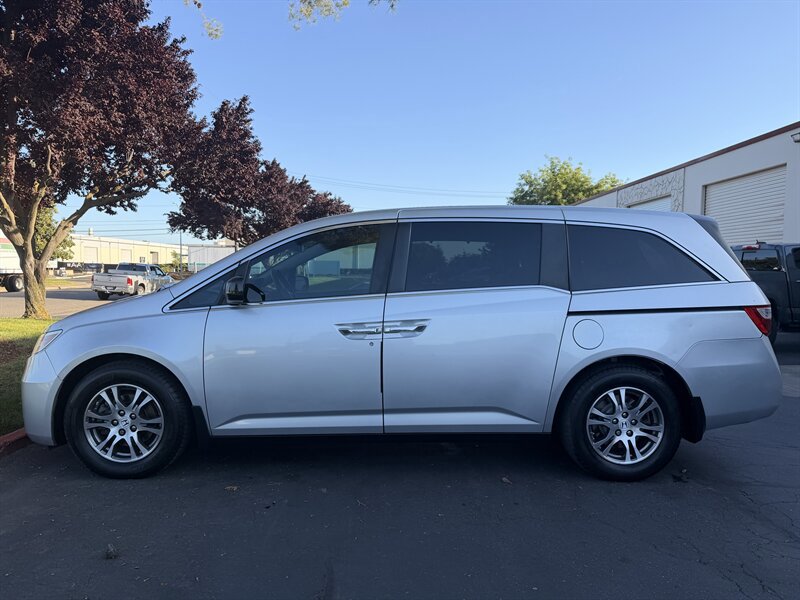 Used 2011 Honda Odyssey EX image 11