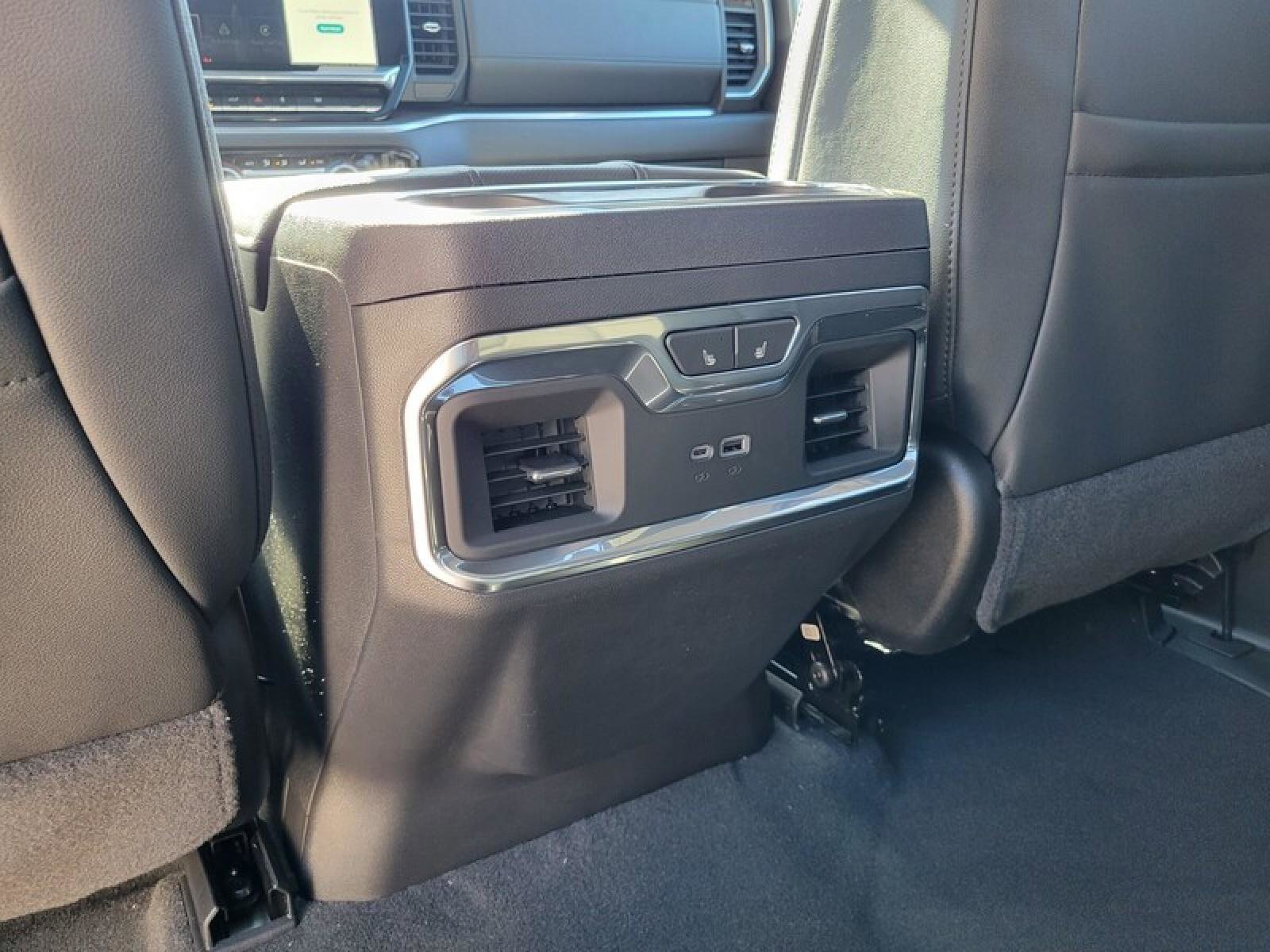 New 2026 GMC Sierra 1500 SLT w/ SLT Premium Plus Package image 29