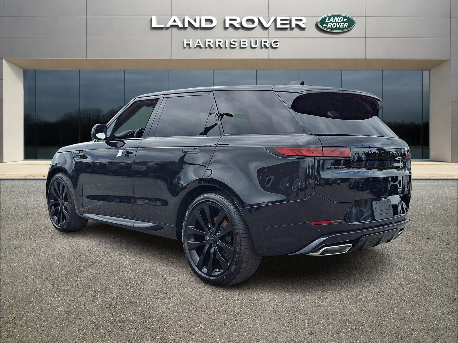 New 2026 Land Rover Range Rover Sport Dynamic SE AWD/4WD image 2