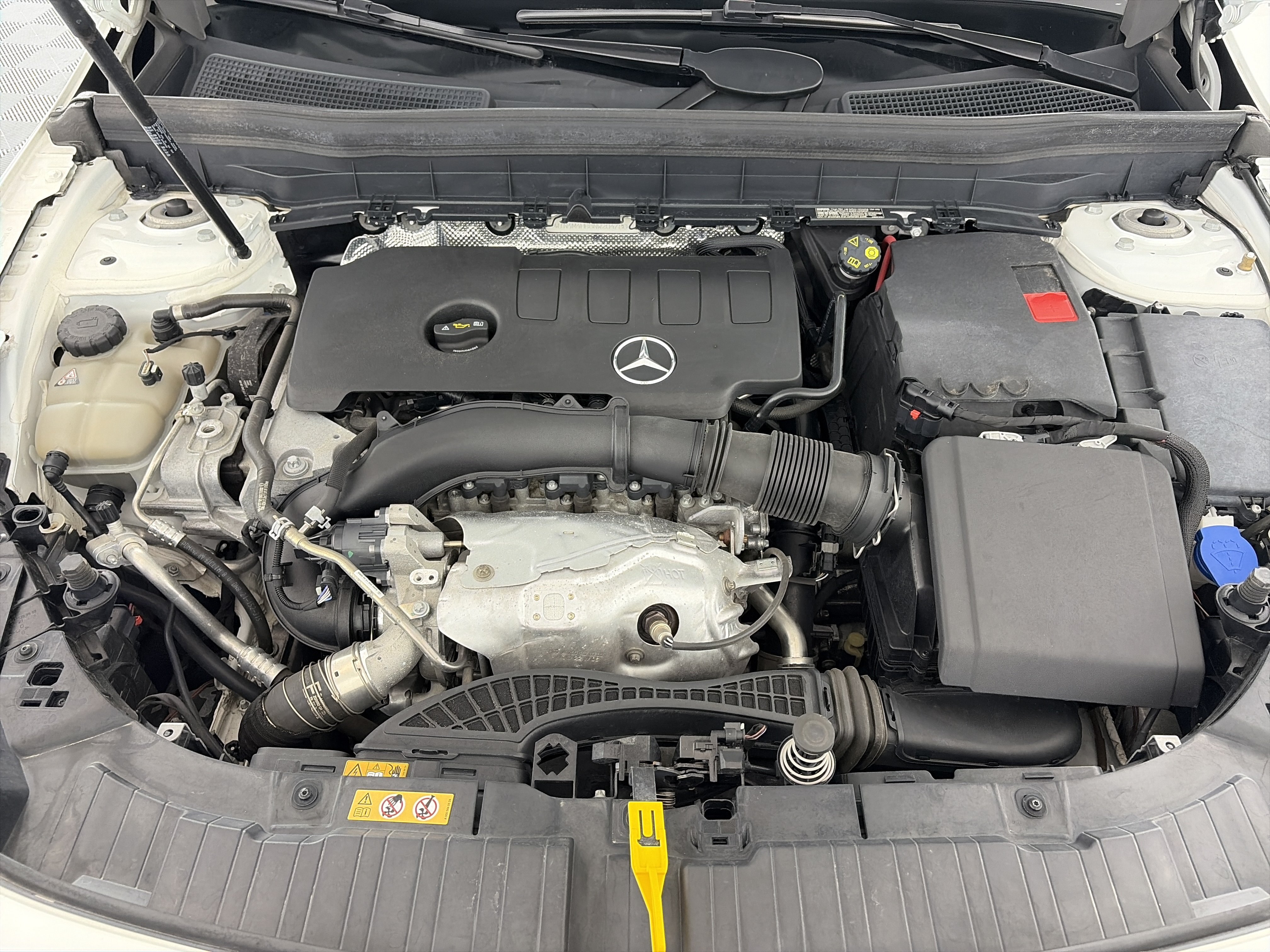 Certified 2022 Mercedes-Benz GLB 250 4MATIC image 11