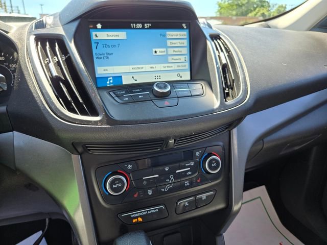 Used 2018 Ford Escape SE w/ Ford Safe & Smart Package AWD/4WD image 22