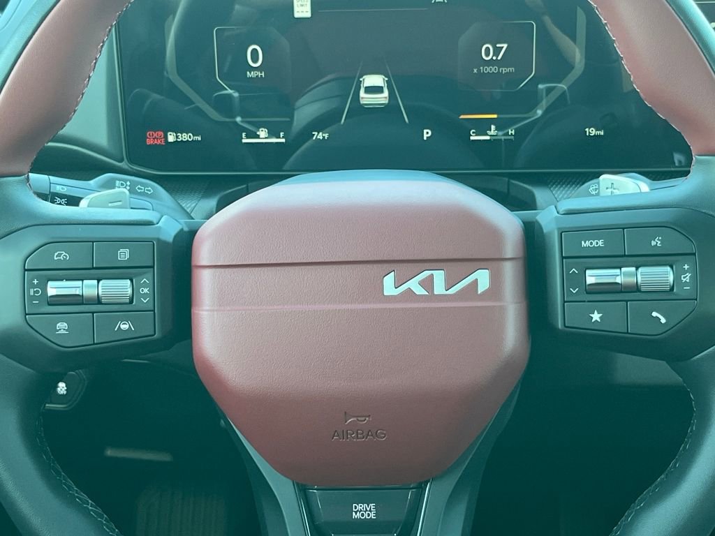 New 2025 Kia K4 GT-Line image 24