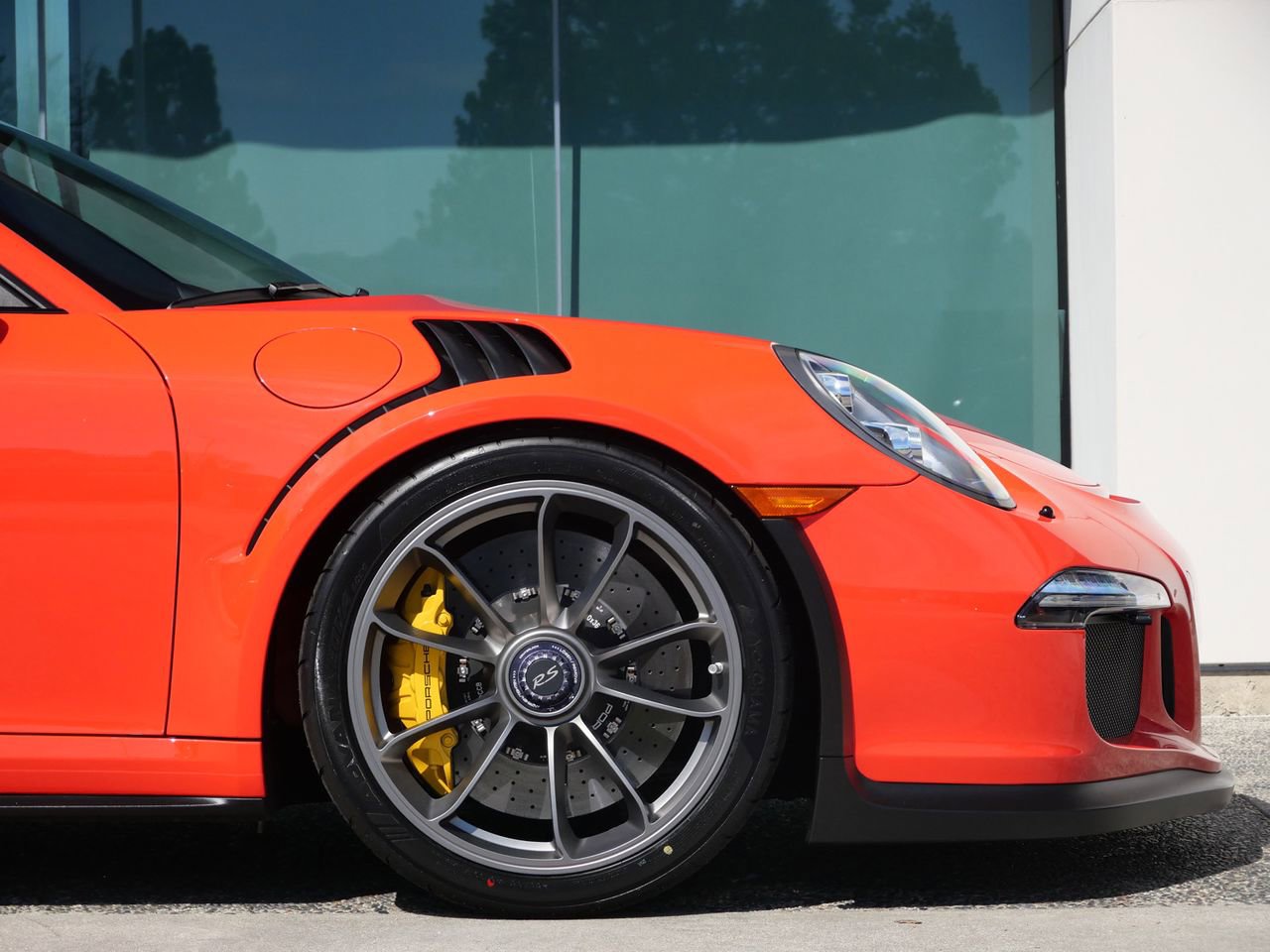 Used 2016 Porsche 911 GT3 RS image 9